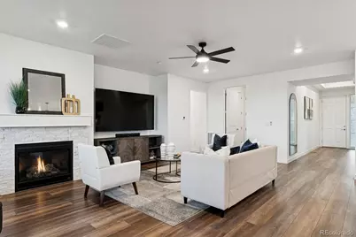 8500 S Riviera Court, Aurora, CO 80016 - Photo 14