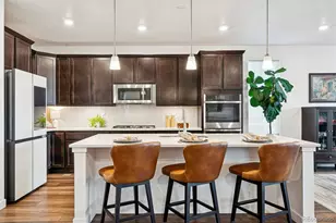 8500 S Riviera Ct, Aurora, CO 80016 - Photo 6