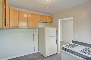 1960 Oswego St #1960.5, Aurora, CO 80010 - Photo 4