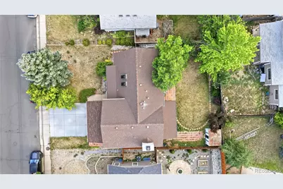 2131 S Newark Way, Aurora, CO 80014 - Photo 6
