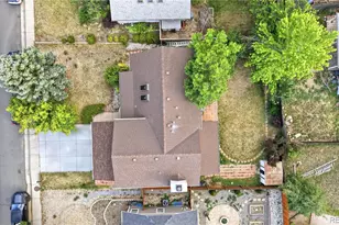 2131 S Newark Way, Aurora, CO 80014 - Photo 6