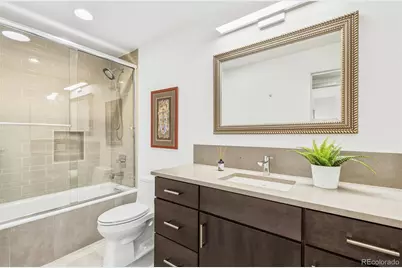 9240 E Berry Court, Greenwood Village, CO 80111 - Photo 20