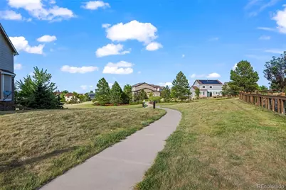 26017 E Frost Circle, Aurora, CO 80016 - Photo 18