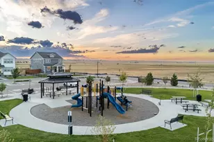 2707 Nantucket St, Strasburg, CO 80136 - Photo 4