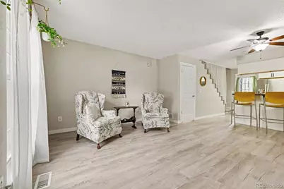 10406 W Dartmouth Avenue, Lakewood, CO 80227 - Photo 2