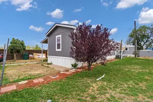15814 Colfax Ave, Aurora, CO 80011 - Photo 2