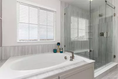 27425 E Roxbury Place, Aurora, CO 80016 - Photo 22