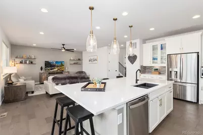 27425 E Roxbury Place, Aurora, CO 80016 - Photo 10