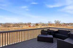 15461 Village Circle, Commerce City, CO 80603 - Photo 24