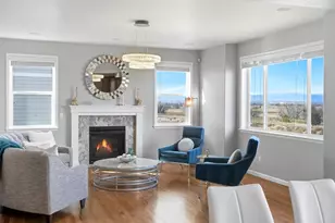 15461 Village Circle, Commerce City, CO 80603 - Photo 12