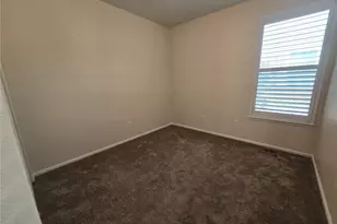 1927 Rannoch Dr, Longmont, CO 80504 - Photo 10