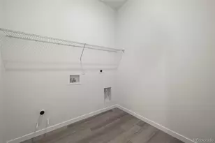 3789 Emerald Shore Cir, Loveland, CO 80538 - Photo 4