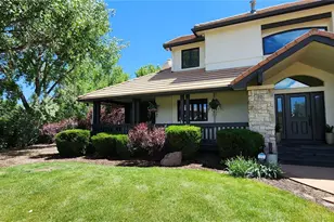 7748 Crestview Ln, Niwot, CO 80504 - Photo 2