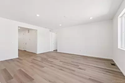 24745 E 41st Avenue, Aurora, CO 80019 - Photo 8