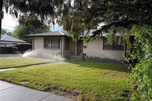 711 First St, Alamosa, CO 81101 - Photo 2