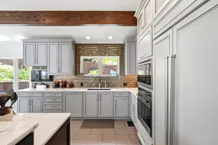 6081 Silverthorn Run, Littleton, CO 80125 - Photo 10