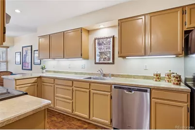 1570 S Roslyn Street, Denver, CO 80231 - Photo 18