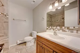 5770 E Warren Ave, Denver, CO 80222 - Photo 12