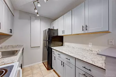 5770 E Warren Avenue #C-114, Denver, CO 80222 - Photo 10