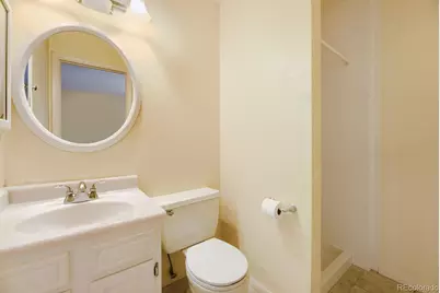 385 E Chenango Avenue, Englewood, CO 80113 - Photo 10
