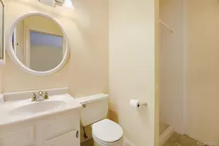 385 E Chenango Ave, Englewood, CO 80113 - Photo 10