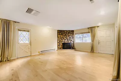 385 E Chenango Avenue, Englewood, CO 80113 - Photo 2