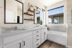 9792 E 60th Ave, Denver, CO 80238 - Photo 26