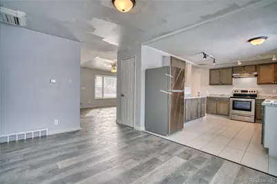 3137 Ursula Street, Aurora, CO 80011 - Photo 6