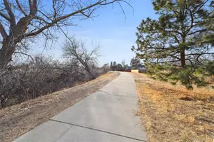 225 Tucson St, Aurora, CO 80011 - Photo 26