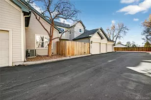 1663 S Emporia Ct, Aurora, CO 80247 - Photo 42