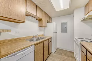 18031 E Kentucky Ave, Aurora, CO 80017 - Photo 4