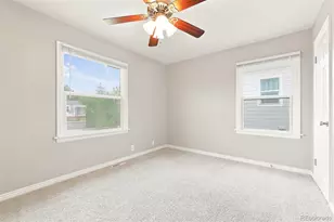 1945 Oakland St, Aurora, CO 80010 - Photo 10