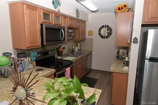 857 S Van Gordon Ct, Lakewood, CO 80228 - Photo 4