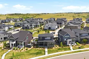 1612 Stablecross Dr, Castle Rock, CO 80108 - Photo 2