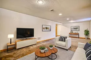 447 W 8th St, Loveland, CO 80537 - Photo 12