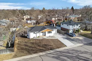 1394 S Dover Way, Lakewood, CO 80232 - Photo 46