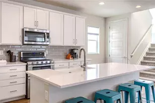 8335 Big Thompson St, Littleton, CO 80125 - Photo 4