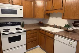 3184 S Heather Gardens Way, Aurora, CO 80014 - Photo 1
