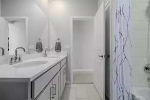 23652 E 40th Ave, Aurora, CO 80019 - Photo 22