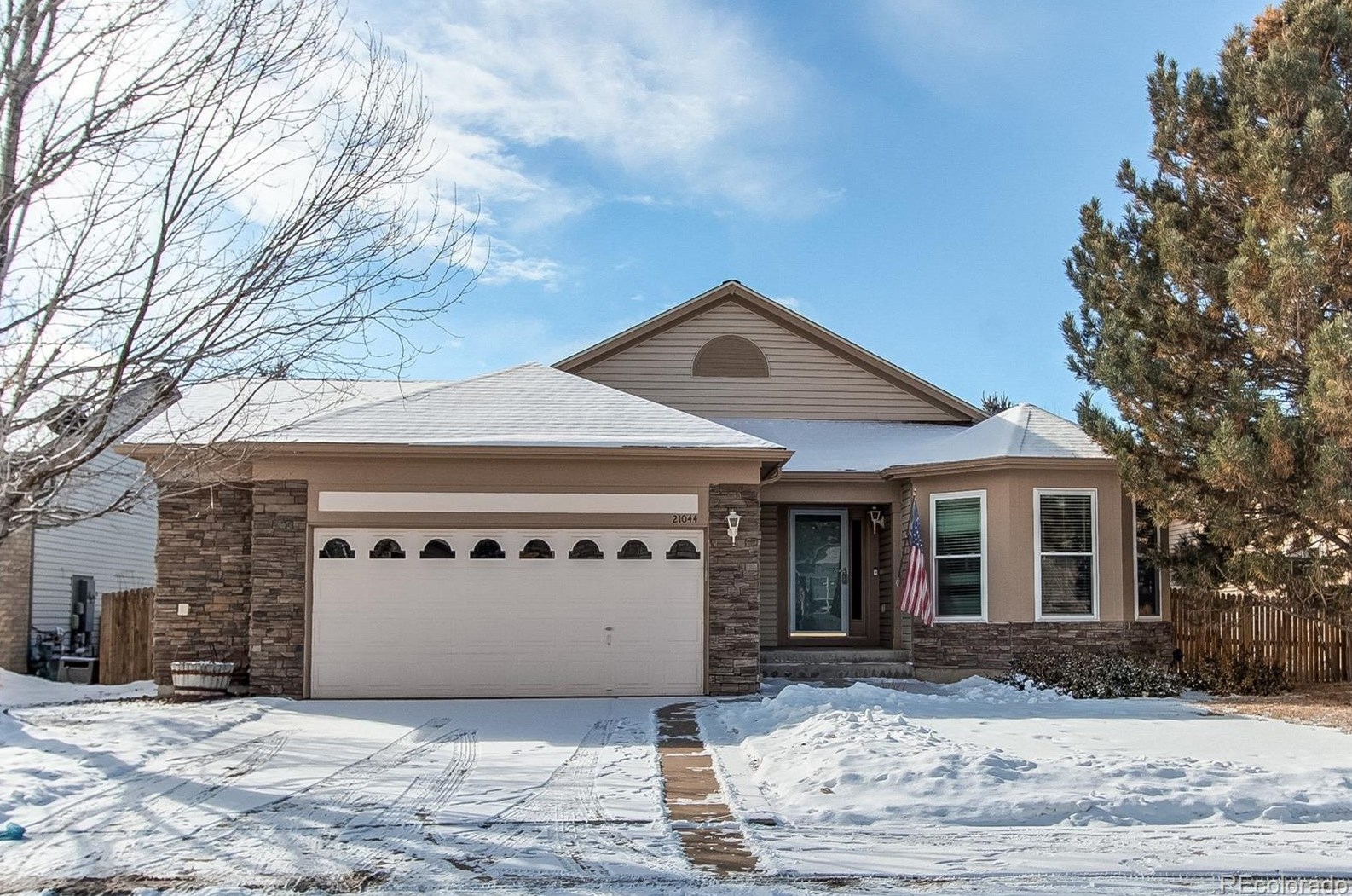 21044 Woodside Ln, Parker, CO 80138-7192