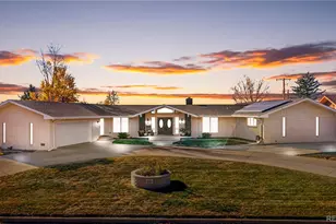 2121 Clubhouse Dr, Greeley, CO 80634 - Photo 4