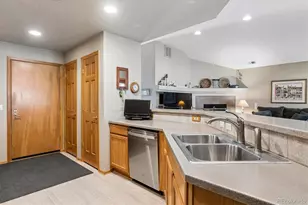 7937 S Algonquian Cir, Aurora, CO 80016 - Photo 8