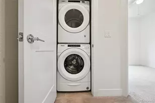 1056 Navajo St, Denver, CO 80204 - Photo 12