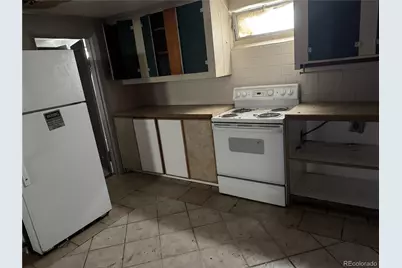 135 E Bromley Lane, Brighton, CO 80601 - Photo 2