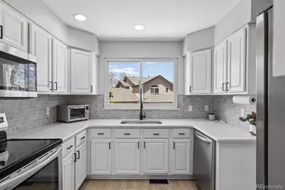 7410 W Coal Mine Avenue #F, Littleton, CO 80123 - Photo 8