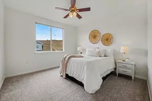 10129 W 55th Dr, Arvada, CO 80002 - Photo 4