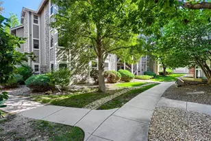 8378 S Upham Way, Littleton, CO 80128 - Photo 4