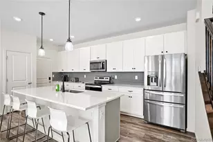 6211 N Malaya St, Aurora, CO 80019 - Photo 8
