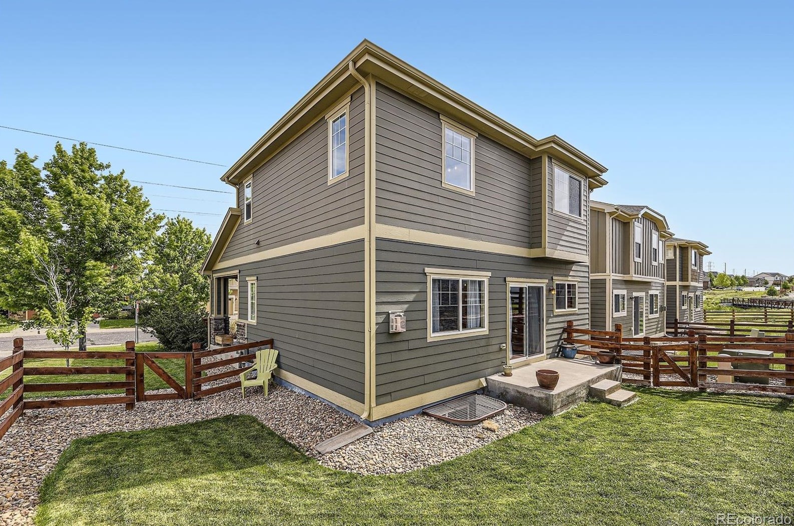 4732 Picadilly Ct, Denver, CO 80015-2575