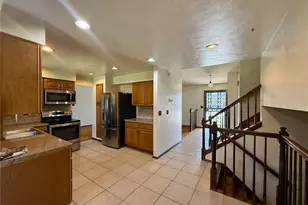 4705 Fraser Wy, Denver, CO 80239 - Photo 4